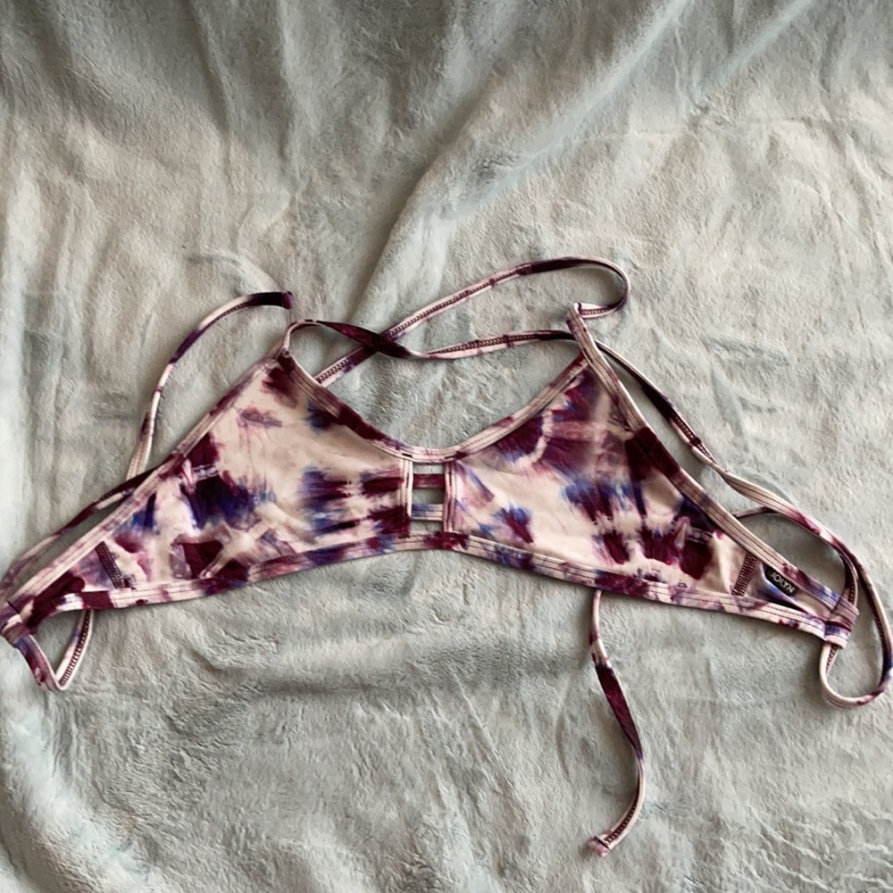JOLYN SWIM TOP - Picture 2 of 3